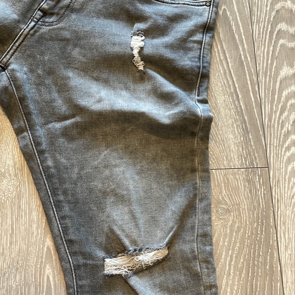 ZARA Ripped Skinny Jean - Picture 4 of 6